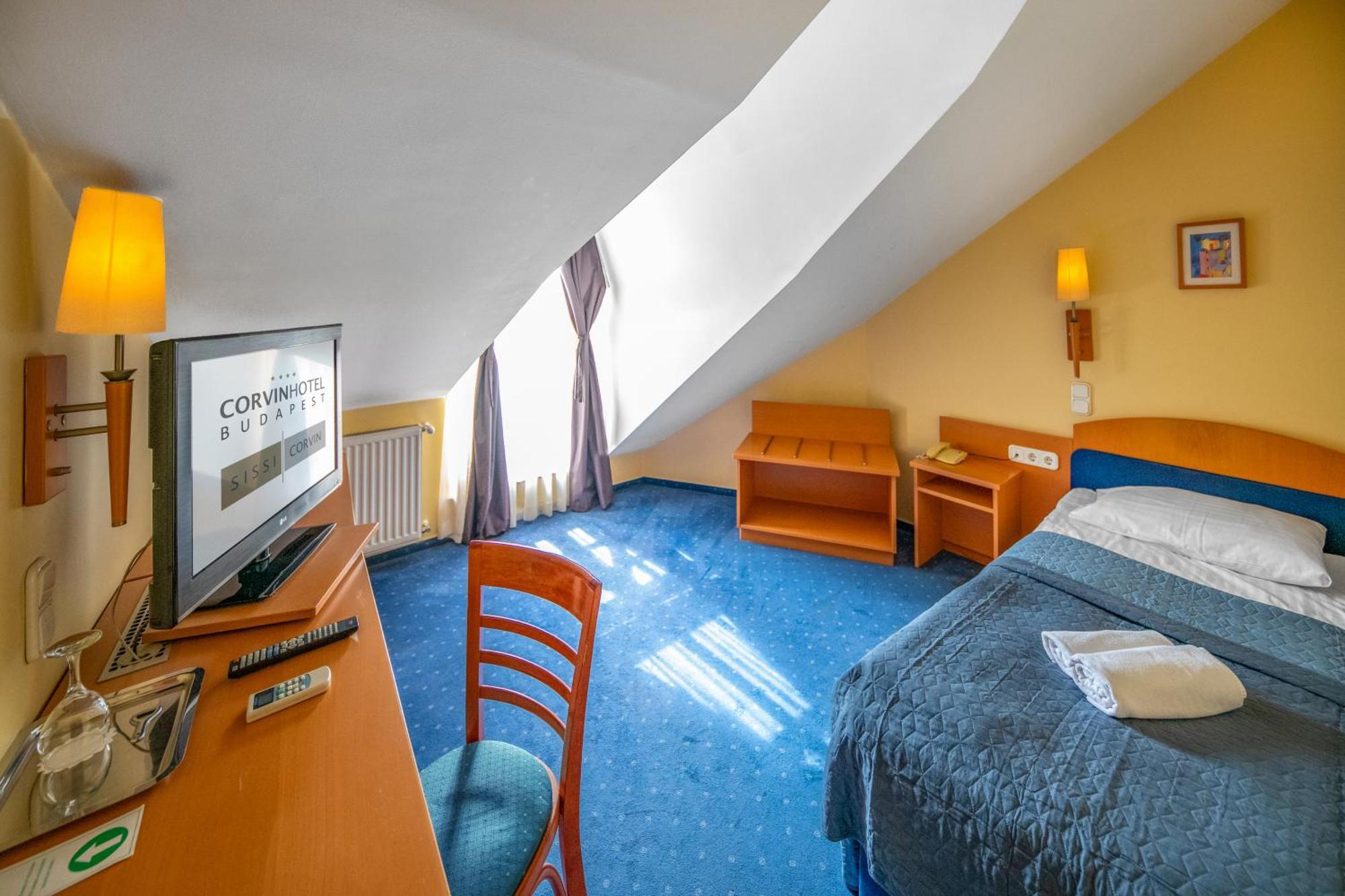Corvin Sissi Wing Hotel