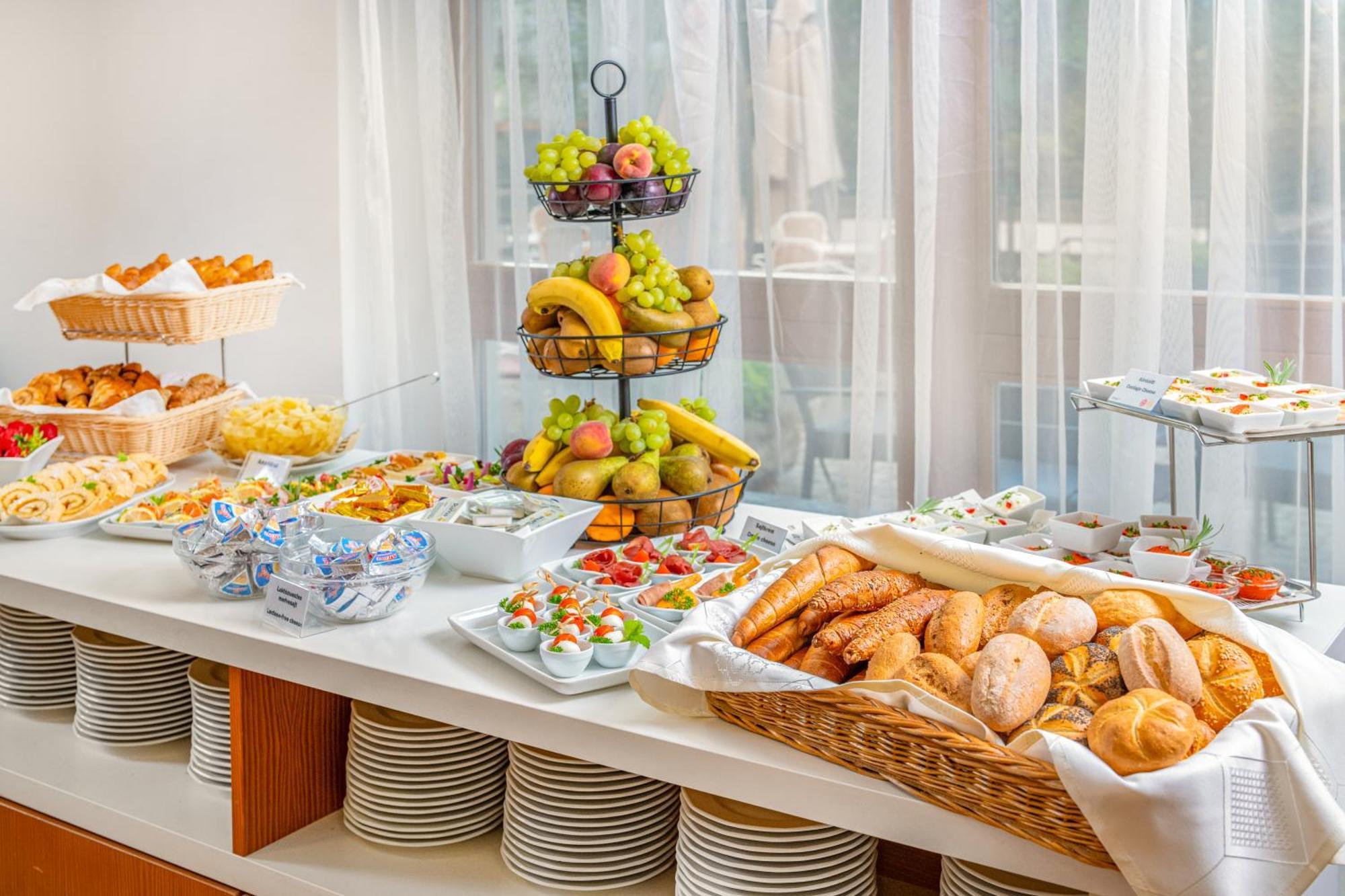 Corvin Sissi Wing Hotel